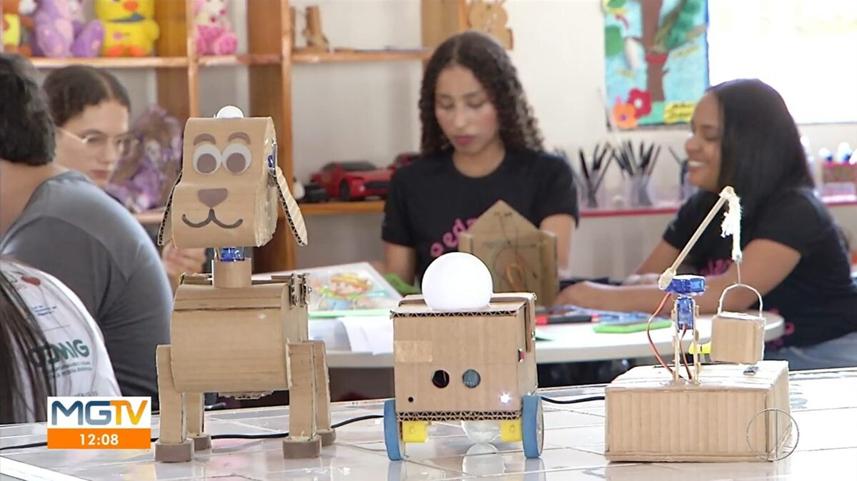 Cover image for the video story about e-Ducadores